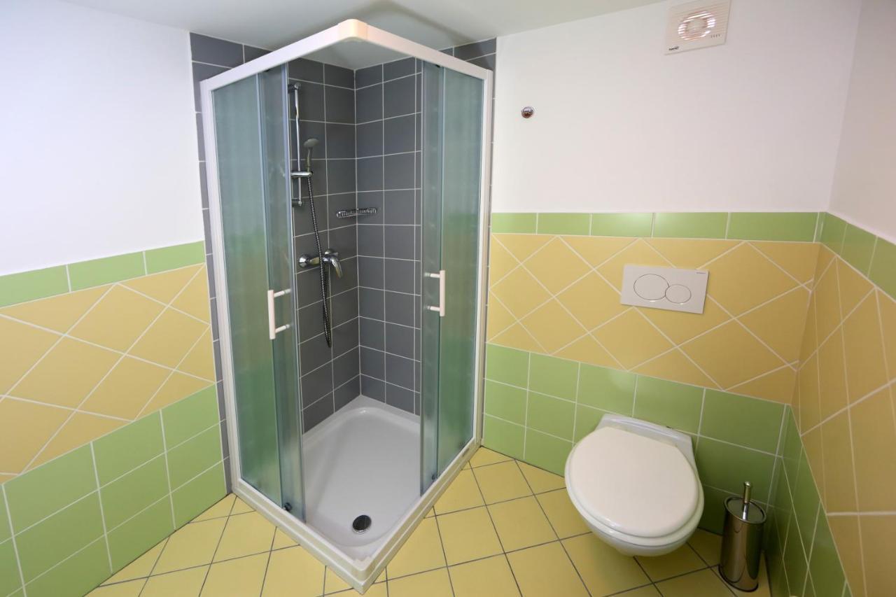 Sobe Grabar Bed and Breakfast Πτούι Εξωτερικό φωτογραφία