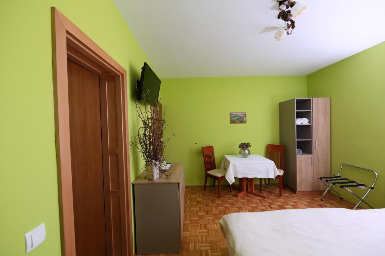 Sobe Grabar Bed and Breakfast Πτούι Εξωτερικό φωτογραφία