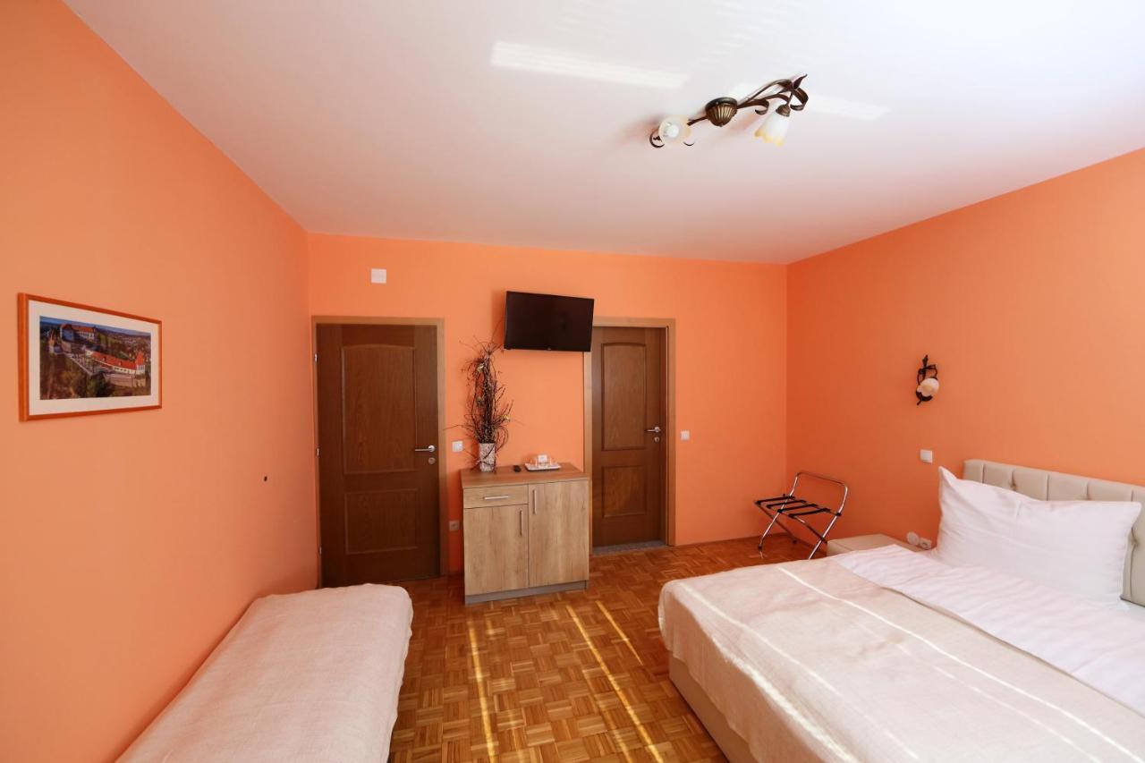 Sobe Grabar Bed and Breakfast Πτούι Εξωτερικό φωτογραφία